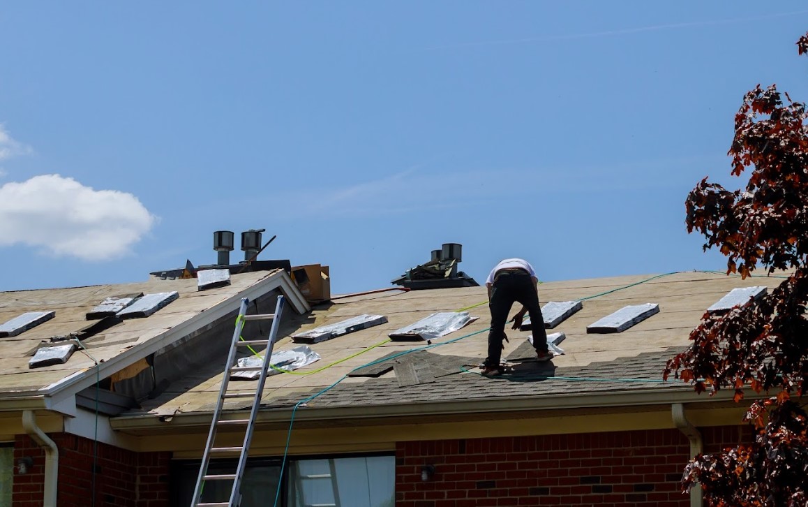 choose a roofing contractor in Tampa